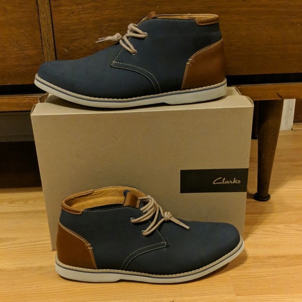Mens 9.5 Sonoma Chukka Boots